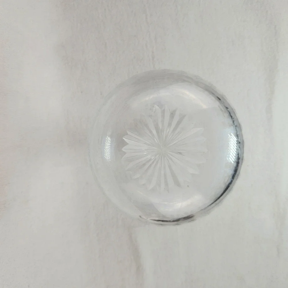Vintage Etched Clear Glass Decanter‎ Faceted Neck Starburst Base 8 Inch